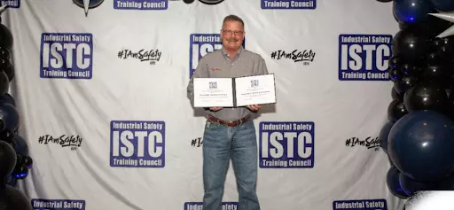 Veolia's Stephen Slevin Accepts ISTC's Award
