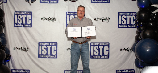 Veolia's Stephen Slevin Accepts ISTC's Award